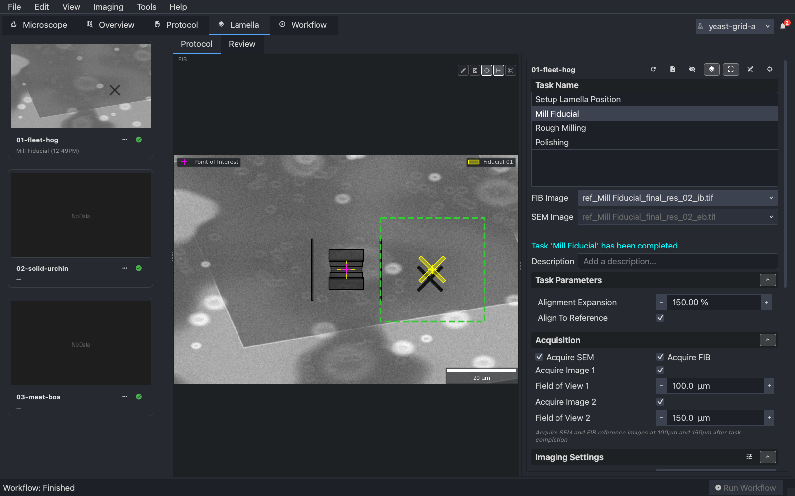 A lamella after setup and fiducial